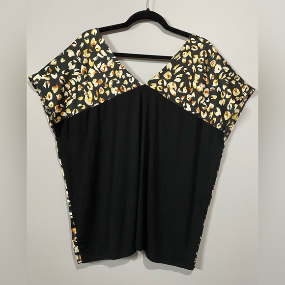 NWOT plus size bi-material blouse / Addition Elle - Picture 5 of 5